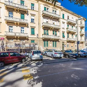 Lady Of Health Apartment