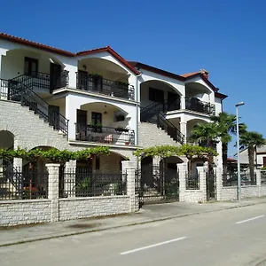 Apartment Modrusan